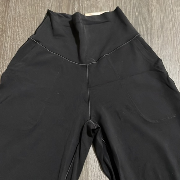 OFFLINE By Aerie Real Me XTRA High Waisted Trouser Size XS - Picture 3 of 5